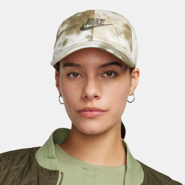 Buy NIKE Nike Club FN4198-325 Canada Online