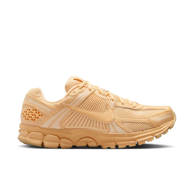 Buy NIKE ZOOM VOMERO 5 HF5493-200 Canada Online